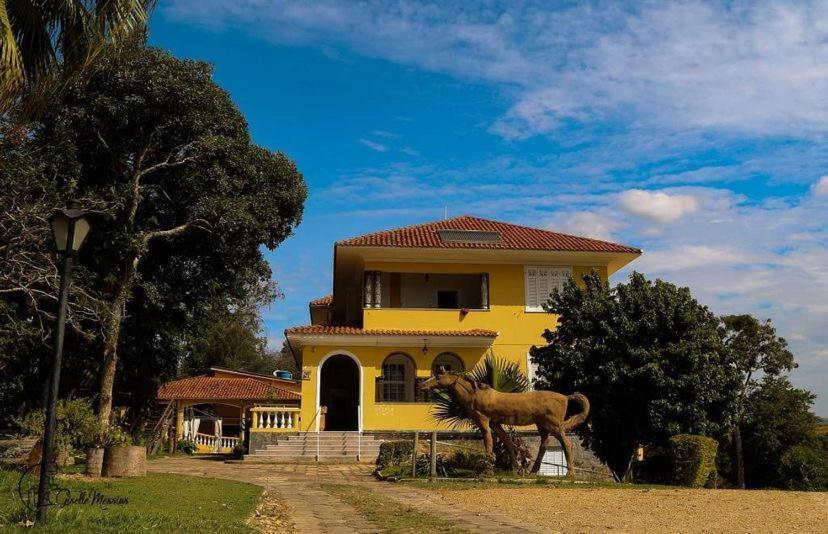 Pousada Realiza Cambuquira Exterior photo